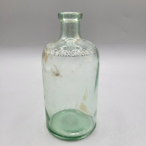 Vintage Mrs Stewarts Bluing Green Glass Bottle With Embossed Text - Picture 3 of 9
